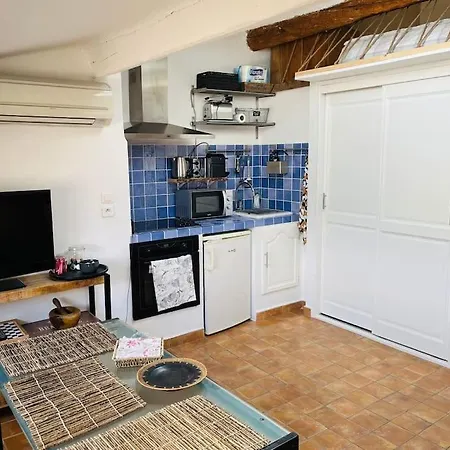 Avec Mezzanine, Canape Lit. Appartamento Grimaud